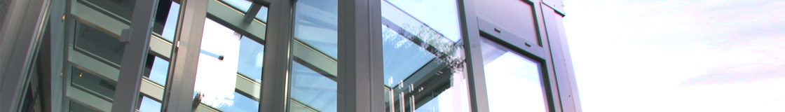 ALU okna / aluminijasta okna omogočajo izvedbo večjih elementov.  Stabilna, odporna in varna okna. 